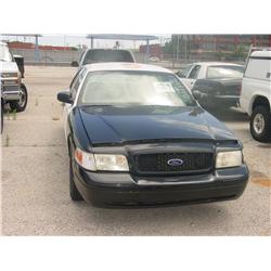 2001 FORD CROWNVIC POLICE B&W, 