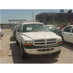 2000 DODGE DAKOTA 