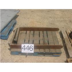 FORKLIFT FORKS (SET); 