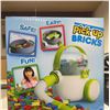Image 2 : Pickup Bricks PB-2101 Toy Vacuum Set