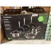 Image 2 : Henckels Paradigm 11-Piece Ceramic Cookware Set