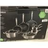 Image 5 : Henckels Paradigm 11-Piece Cookware Set