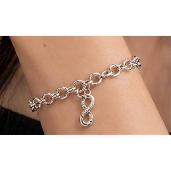 $200, silver(3.66g), diamond.necklace, retail value $200