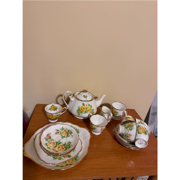 Royal, Albert China