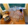 Image 1 : Crystal, serving bowls, etc.