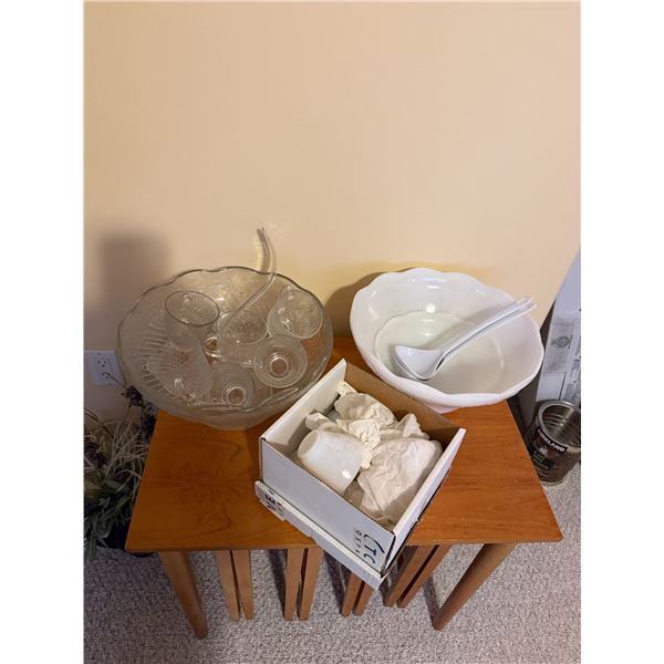 2 punch bowl sets