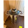 Image 1 : ONEIDA asparagus pot
