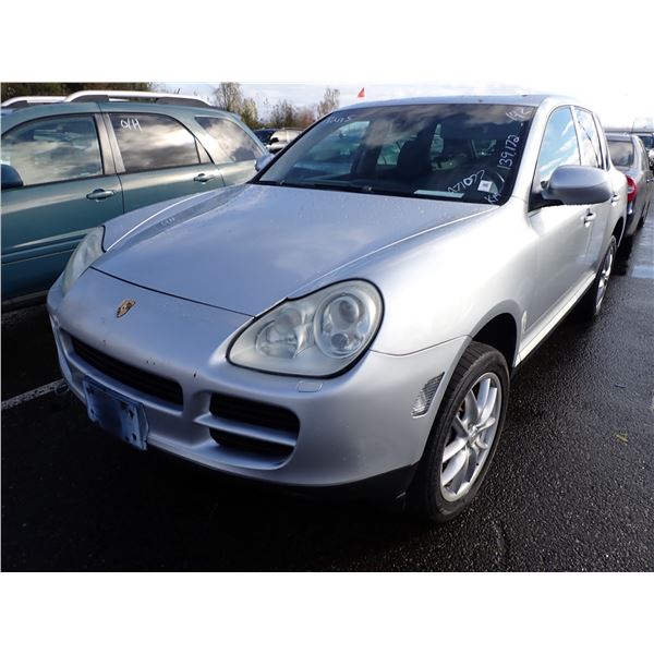 2004 Porsche Cayenne S