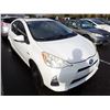Image 2 : 2013 Toyota Prius c