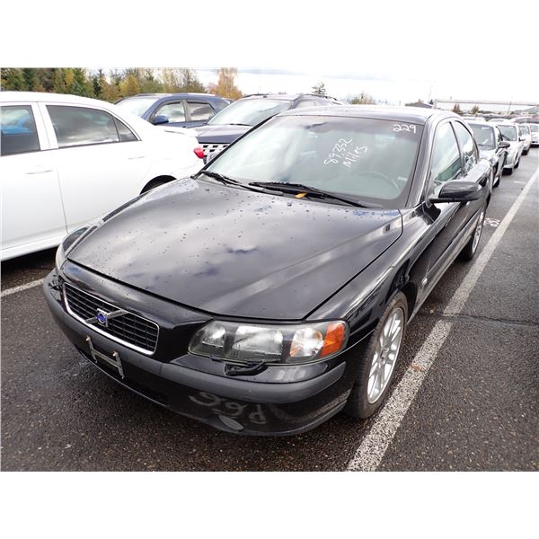 2004 Volvo S60