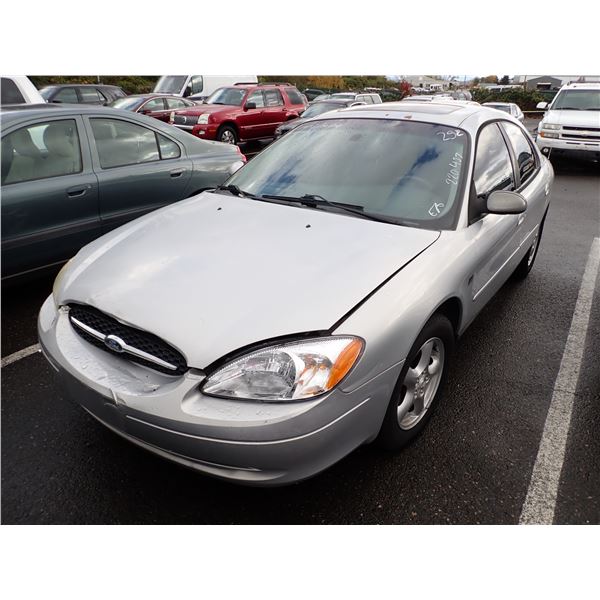 2003 Ford Taurus