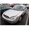 Image 1 : 2003 Ford Taurus