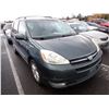 Image 2 : 2004 Toyota Sienna