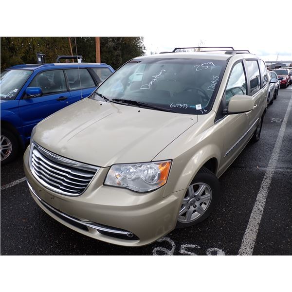 2011 Chrysler Town and Country