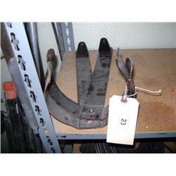 WALL MOUNT FIRE EXTINGUISHER BRACKETS