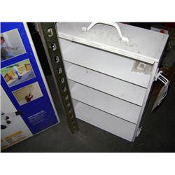 SMALL METAL SHELVING