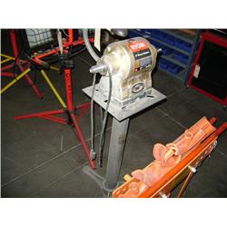 RYOBI 8" BENCH GRINDER