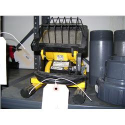 LOT OF HALOGEN LIGHT, PVC FITTINGS AND OIL