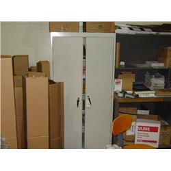 2-DOOR LOCKER