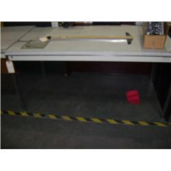 WHITE METAL OFFICE TABLE