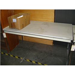 WHITE METAL OFFICE TABLE