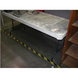 HON POLY FOLDING TABLE