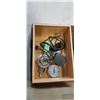 Image 2 : TRAY OF CO2 REGULATORS