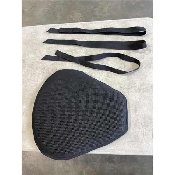 MOTORCYCLE SEAT CUSHION WITH STRAPS