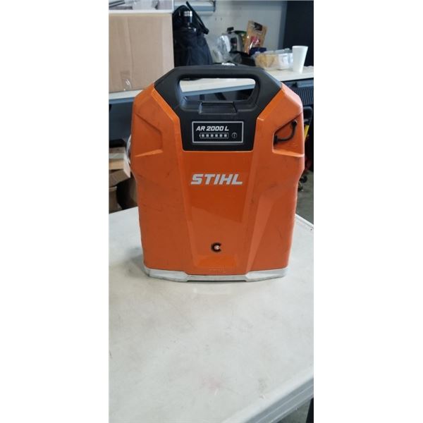 STIHL AR2000L BATTERY, TURNS ON CHARGED, THEN FLASHES RED AND BEEPS