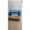 Image 3 : 2 NEW 5LB DUMBELLS