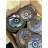 Image 3 : TRAY OF CUTTING WHEELS