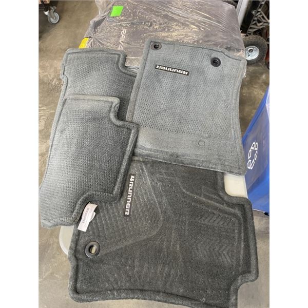 NEW VEHICLE FLOOR MATTS FOR TOYOTA 4RUNNER AND RAV4