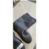 Image 3 : STEEL TOE RUBBER BOOTS. SIZE 10