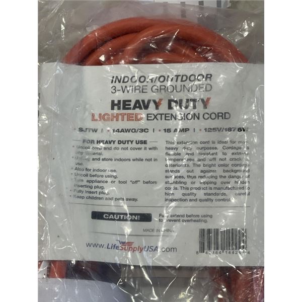 HEAVY DUTY 25 FT LIGHTED INDOOR / OUTDOOR 3-WIRE GROUNDED ORANGE  EXTENSION CORD. 14AWG/3C