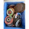 Image 2 : TRAY OF GRINDING WHEELS