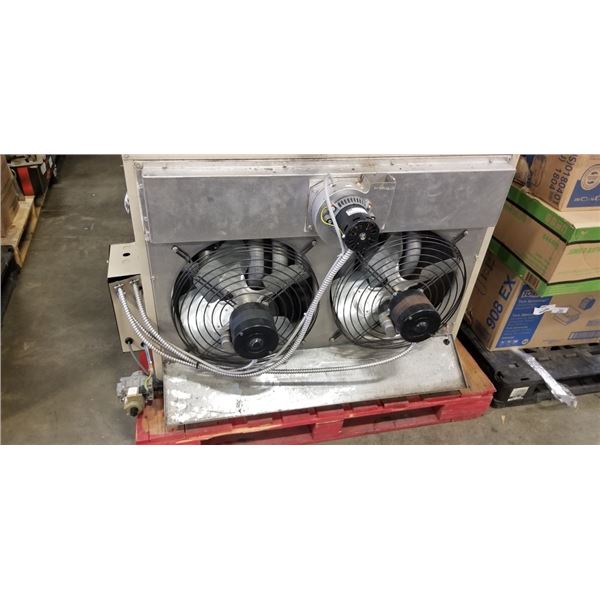 LENNOX COMMERCIAL WAREHOUSE HEATER. WORKING