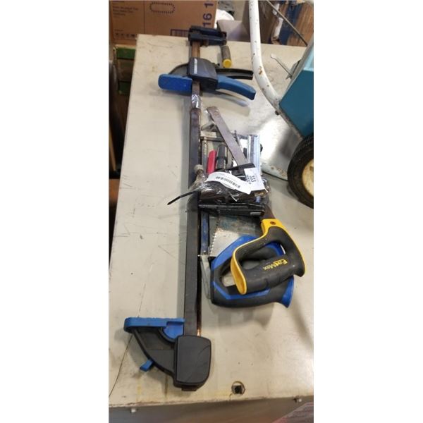 BUNDLE OF SAWS AND CLAMPS