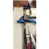 Image 3 : BUNDLE OF SAWS AND CLAMPS
