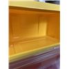 Image 3 : 2 RUBBERMAID STACKING ORGANIZER BINS, FRONT ENTRY