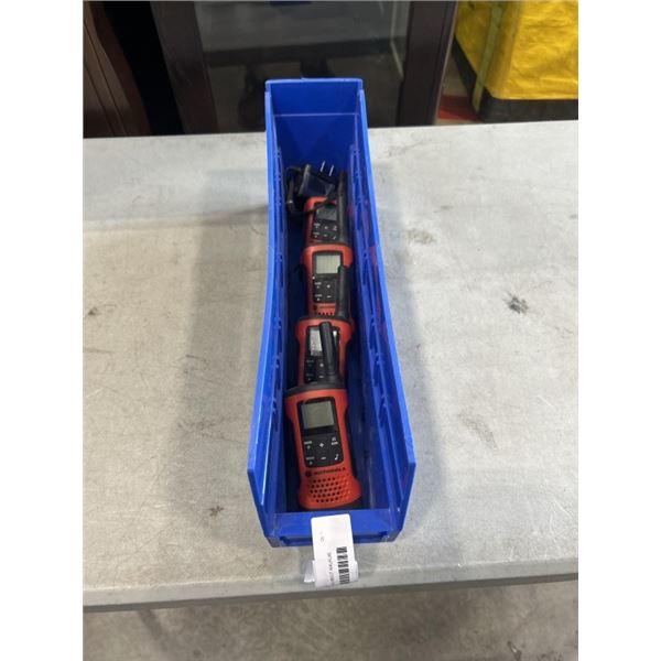 4 MOTOROLA TALK ABOUT WALKUIE TALKIES WITH CHARGERS