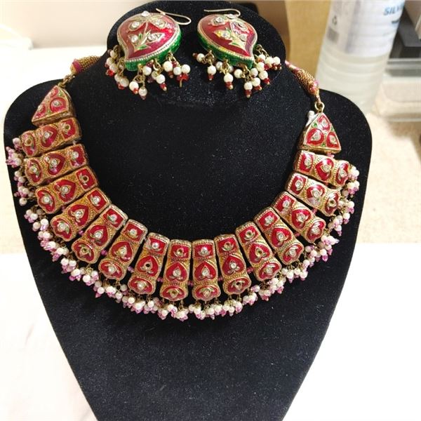 PERSIAN OR INDIAN NECKLACE W/ MATCHING PAIR OF EARRINGS SET