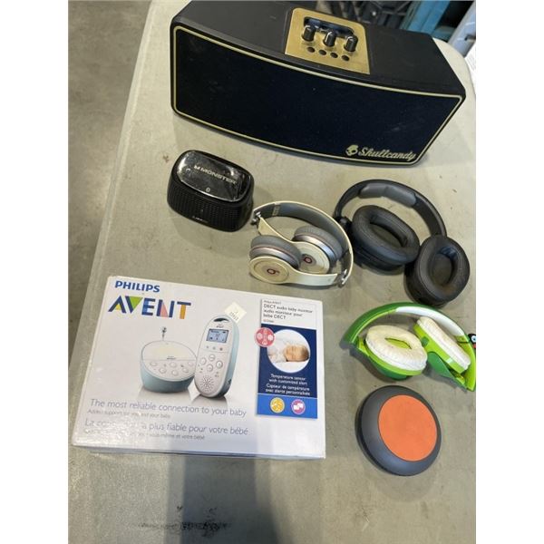 TRAY OF ELECTRONICS INCLUDING BEATS SPEAKER, PHILIPS BABY MONITOR, 3 HEADPHONES, MONSTER SPEAKER