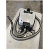 Image 1 : BEAUMARK VACUUM CLEANER