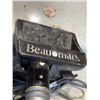 Image 3 : BEAUMARK VACUUM CLEANER