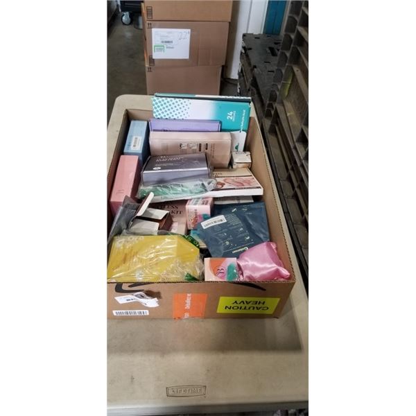 TRAY OF BLOOMORA BEAUTY PRODUCTS INCLUDING STEAM EYE MASK, MOISTURIZING FOOT MASK, ALOE VERA FACIAL 