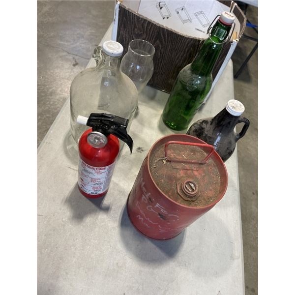BOX OF HOUSEHOLD INCLUDING FIRE ESTINGUISHER, METAL CANNISTER, GLASS JARS