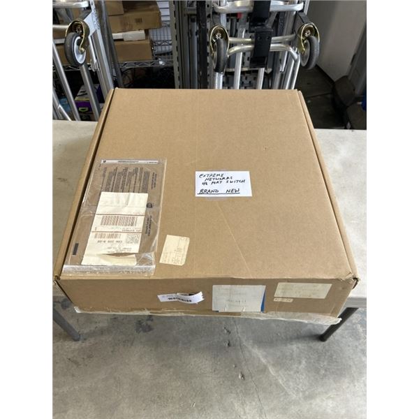 NEW EXTREME NETWORKS 48 PORT SWITCH
