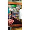 Image 2 : 2 BOXES OF HOUSEHOLD ITEMS, GAMES AND MORE