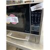 Image 2 : LG MICROWAVE MODEL LMP1171SS. WORKING