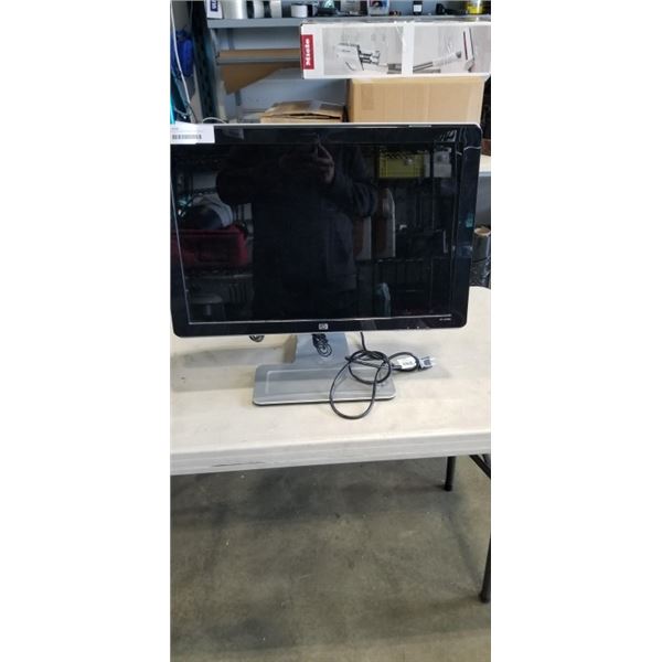 HP PAVILLION 24 INCH MONITOR, SWIVLE MOUNT, VERTICAL AND LANDSCAPE